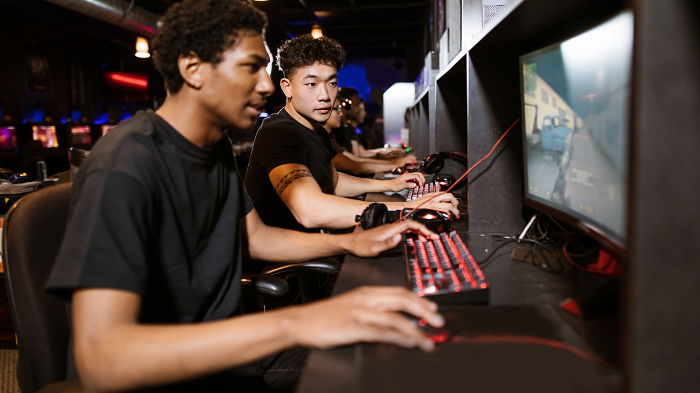 Acelera Tech abre mais de mil vagas gratuitas em cursos de tecnologia no DF